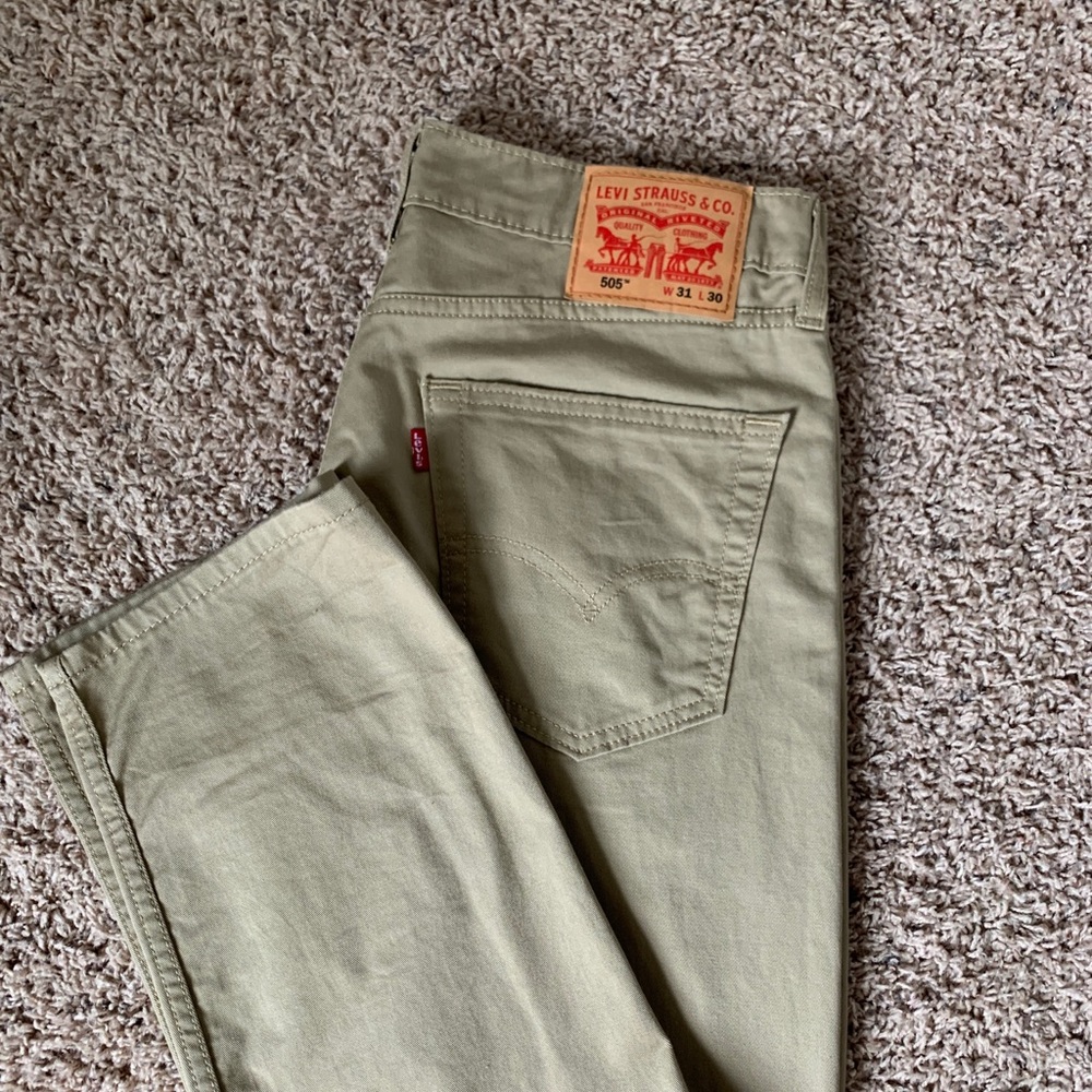 Levi’s Pants